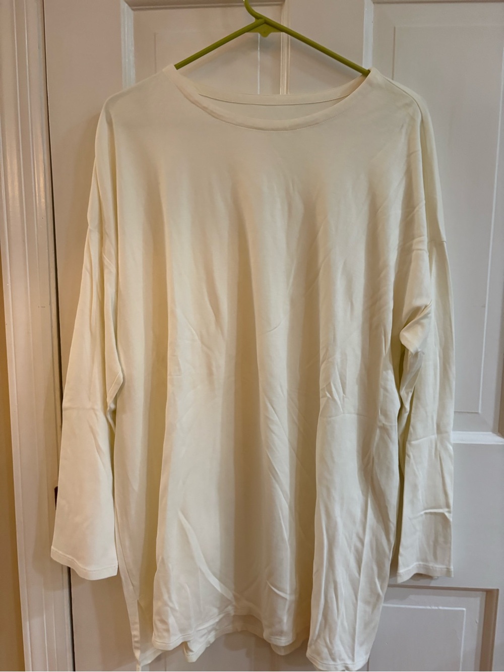J. Jill Cream Long Sleeve soft cotton tunic length Relaxed Crewneck Shirt